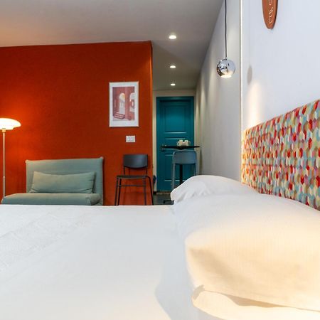 Ocucchiti Casa Vacanze A カターニア エクステリア 写真