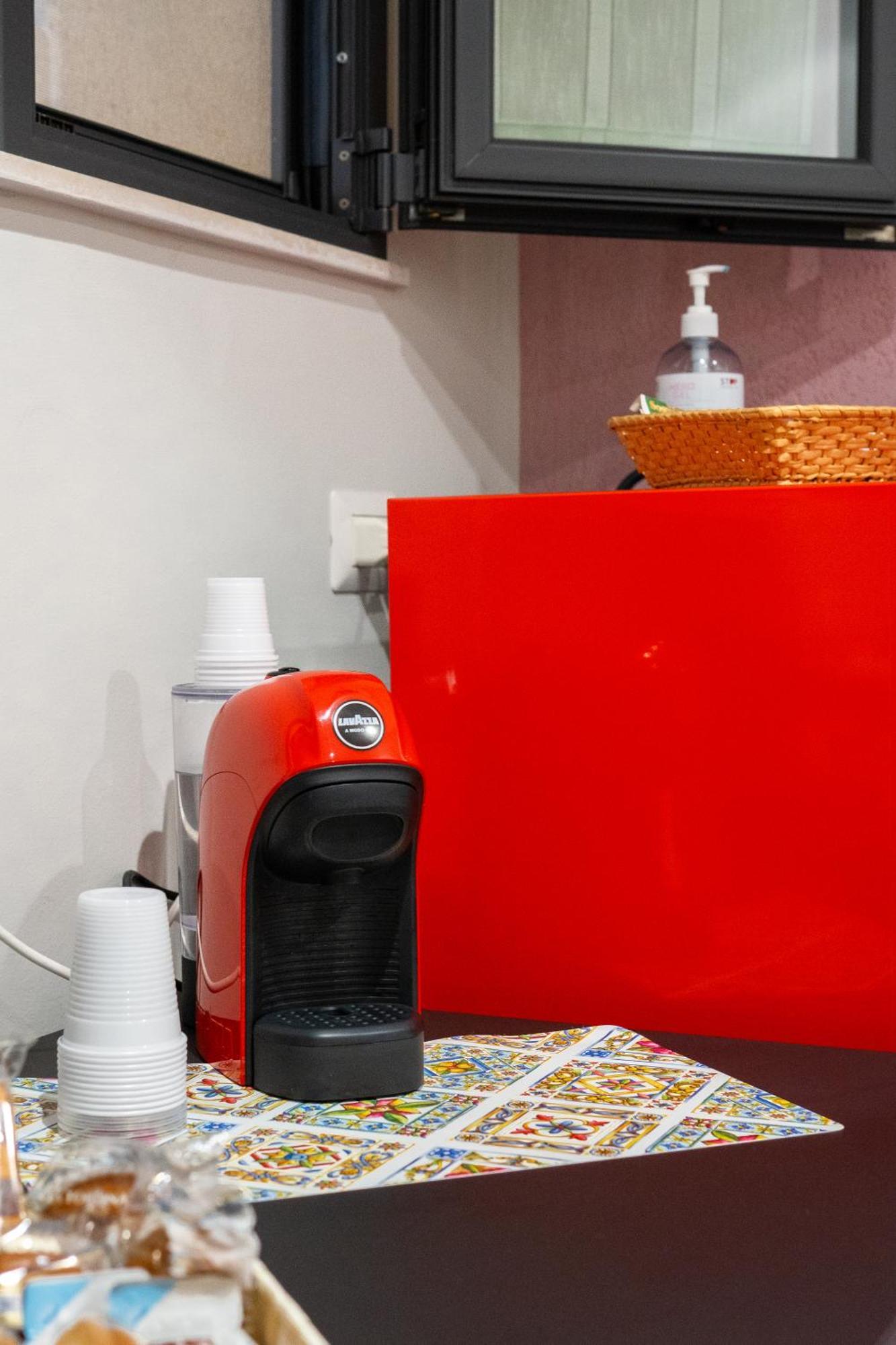 Ocucchiti Casa Vacanze A カターニア エクステリア 写真